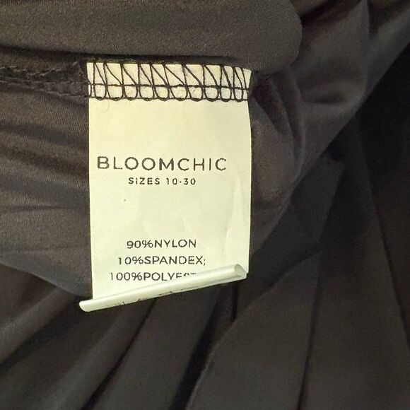 Bloomchic Black Lace Dress Size 18-20 - Picture 8 of 8